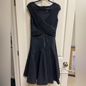 Adrianna Papell Black Pleated Midi Dress